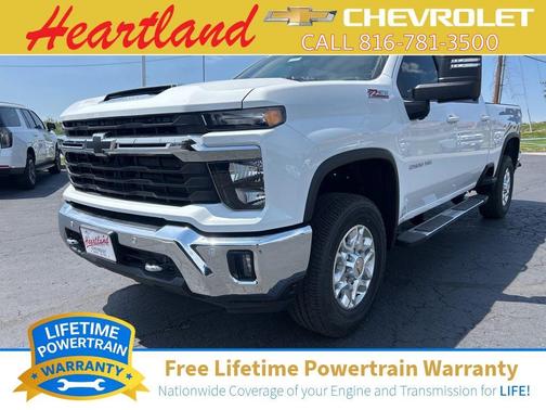Summit White 2026 Chevrolet Silverado 2500 LT