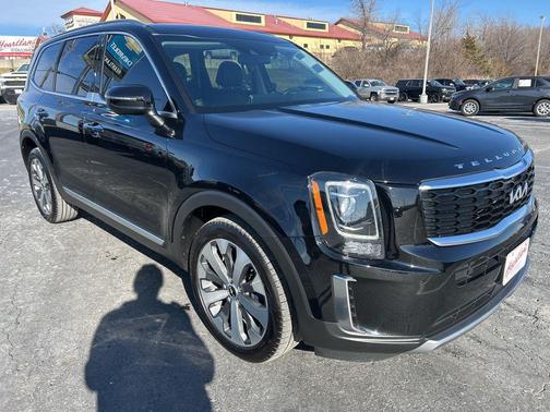 2022 Kia Telluride S