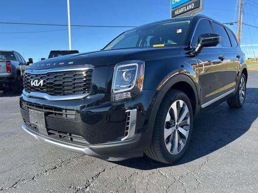 2022 Kia Telluride S
