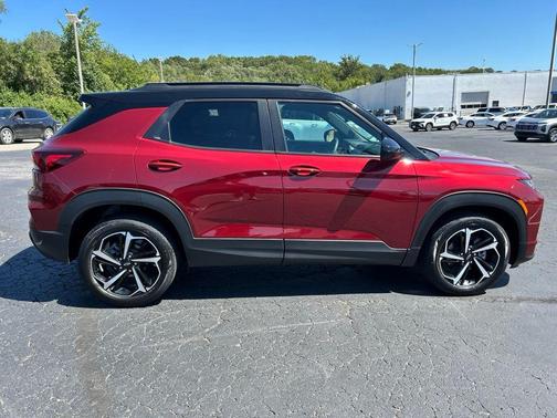 Crimson Metallic 2022 Chevrolet Trailblazer RS