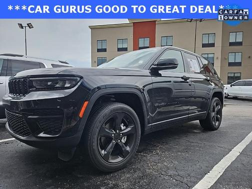 2022 Jeep Grand Cherokee Altitude