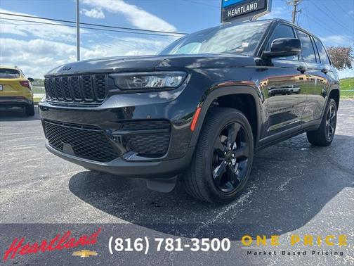 2022 Jeep Grand Cherokee Altitude