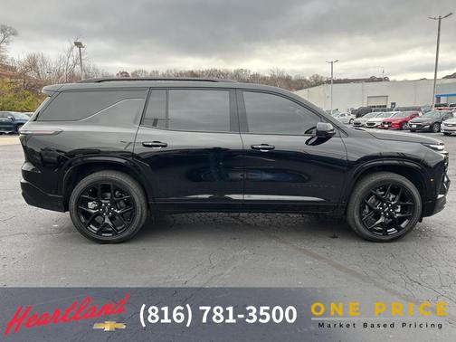 2025 Chevrolet Traverse RS