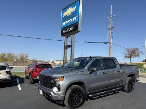 2026 Chevrolet Silverado 1500 Custom