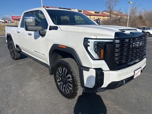 2025 GMC Sierra 3500 Denali