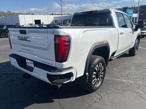 2025 GMC Sierra 3500 Denali