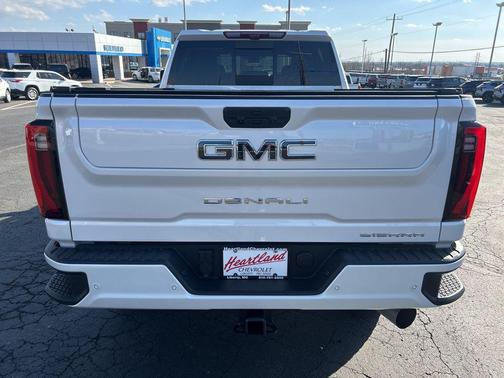 2025 GMC Sierra 3500 Denali