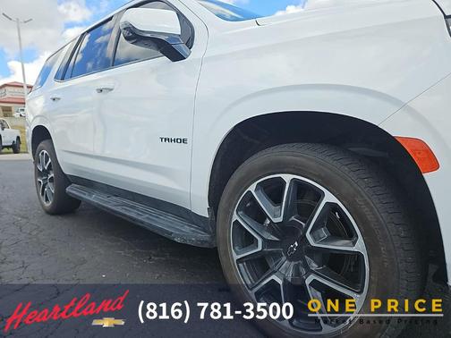 2023 Chevrolet Tahoe 4WD RST