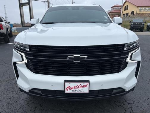 2023 Chevrolet Tahoe 4WD RST