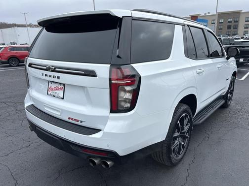 2023 Chevrolet Tahoe 4WD RST