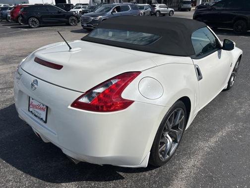 2016 Nissan 370Z Touring Sport