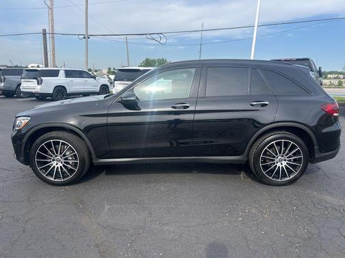 2022 Mercedes-Benz GLC 300 Base 4MATIC