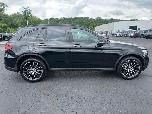 Black 2022 Mercedes-Benz GLC 300 Base 4MATIC