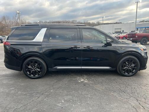 2022 Kia Carnival SX Prestige