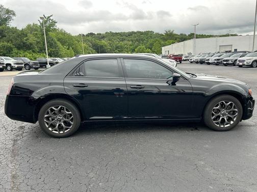 Gloss Black 2014 Chrysler 300 S