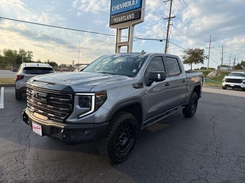2023 GMC Sierra 1500 AT4X