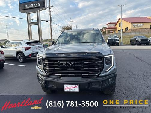 2023 GMC Sierra 1500 AT4X
