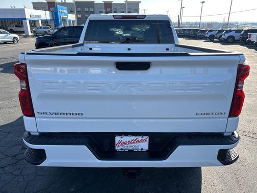 2026 Chevrolet Silverado 1500 Custom