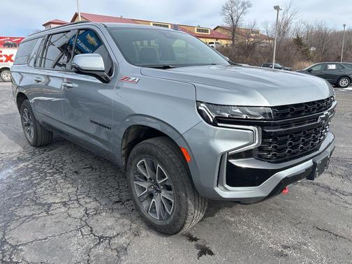 2024 Chevrolet Suburban 4WD Z71