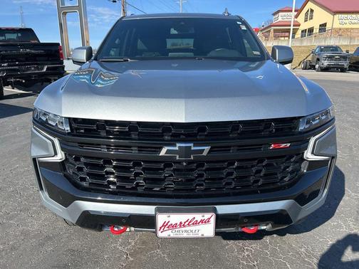 2024 Chevrolet Suburban 4WD Z71