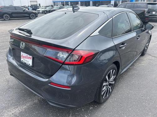 2022 Honda Civic EX-L