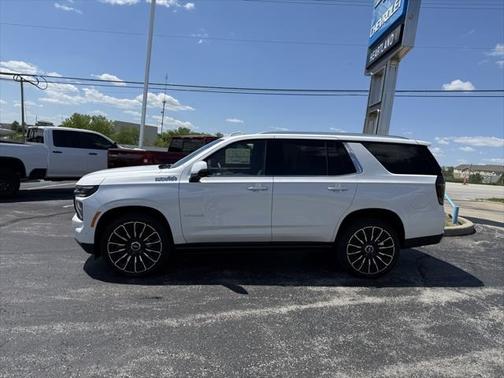 2025 Chevrolet Tahoe 4WD High Country