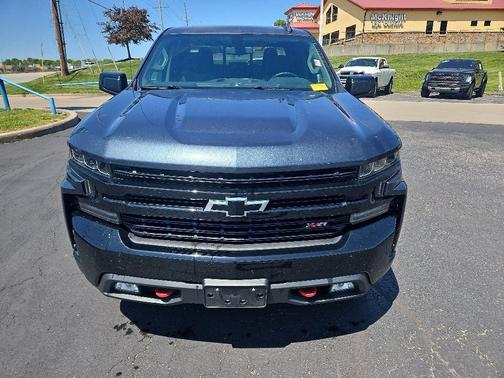 Shadow Gray Metallic 2019 Chevrolet Silverado 1500 LT Trail Boss