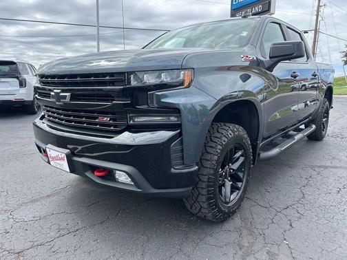 Shadow Gray Metallic 2019 Chevrolet Silverado 1500 LT Trail Boss