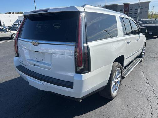 2019 Cadillac Escalade ESV Premium Luxury