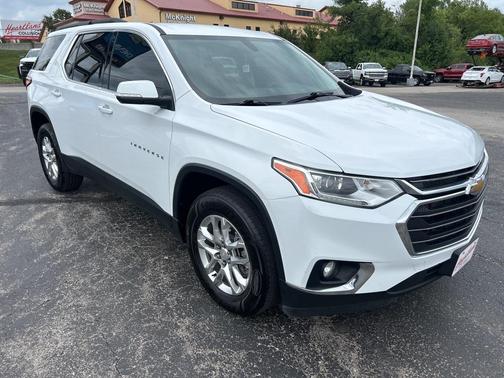 2021 Chevrolet Traverse LT Cloth