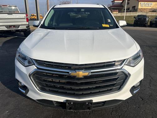 2021 Chevrolet Traverse LT Cloth