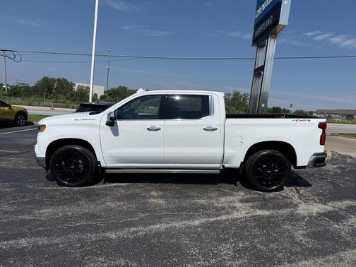 2025 Chevrolet Silverado 1500 LTZ