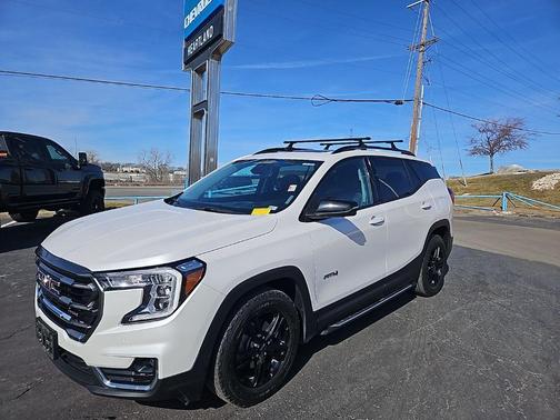2022 GMC Terrain AWD AT4