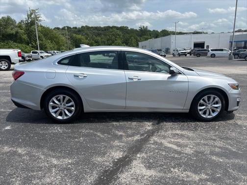 2021 Chevrolet Malibu FWD LT