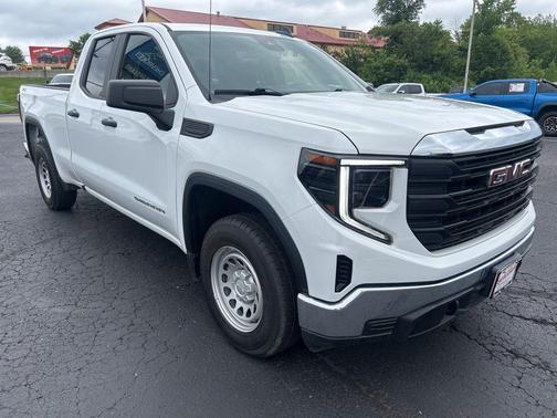 Summit White 2025 GMC Sierra 1500 Pro