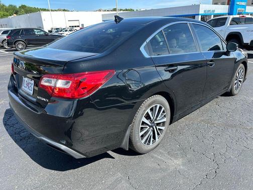Crystal Black Silica 2019 Subaru Legacy 2.5i Premium