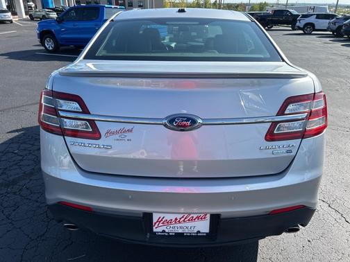 2017 Ford Taurus Limited