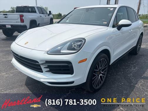 2021 Porsche Cayenne Base