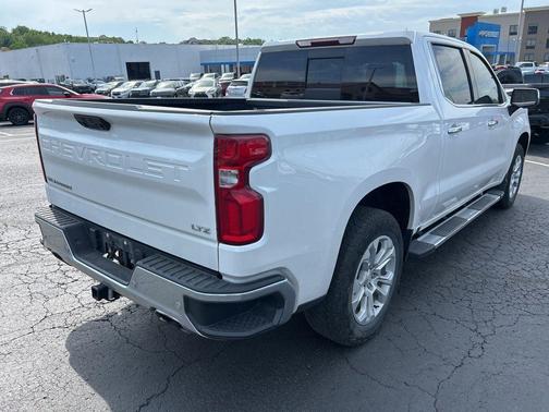 Iridescent Pearl Tricoat 2023 Chevrolet Silverado 1500 LTZ