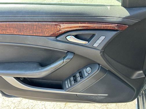 Evolution Green Metallic 2011 Cadillac CTS Luxury