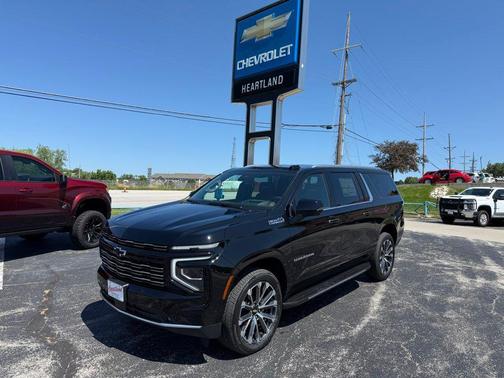 2025 Chevrolet Suburban 4WD High Country