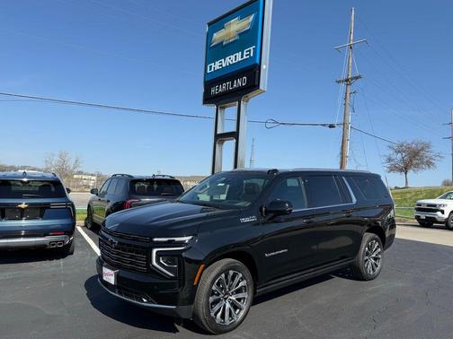 Black 2026 Chevrolet Suburban High Country