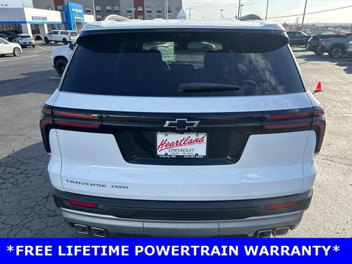 2026 Chevrolet Traverse LT