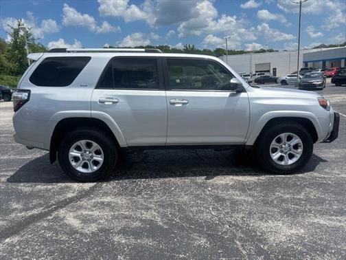 2022 Toyota 4Runner SR5