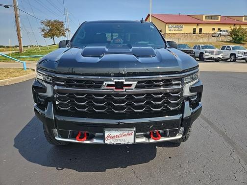 2024 Chevrolet Silverado 1500 ZR2