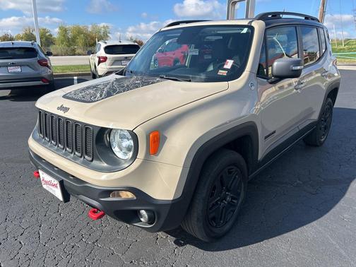 2017 Jeep Renegade Trailhawk