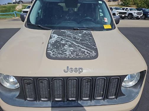 2017 Jeep Renegade Trailhawk