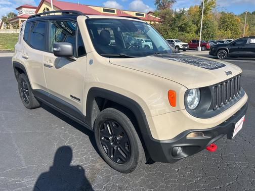 2017 Jeep Renegade Trailhawk