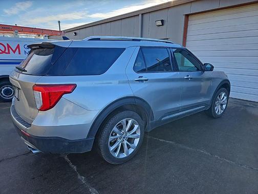 2022 Ford Explorer Platinum