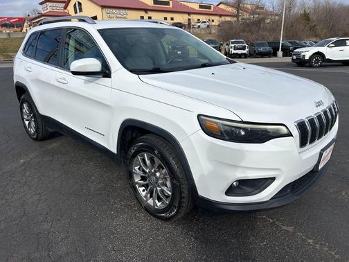 2021 Jeep Cherokee Latitude Lux
